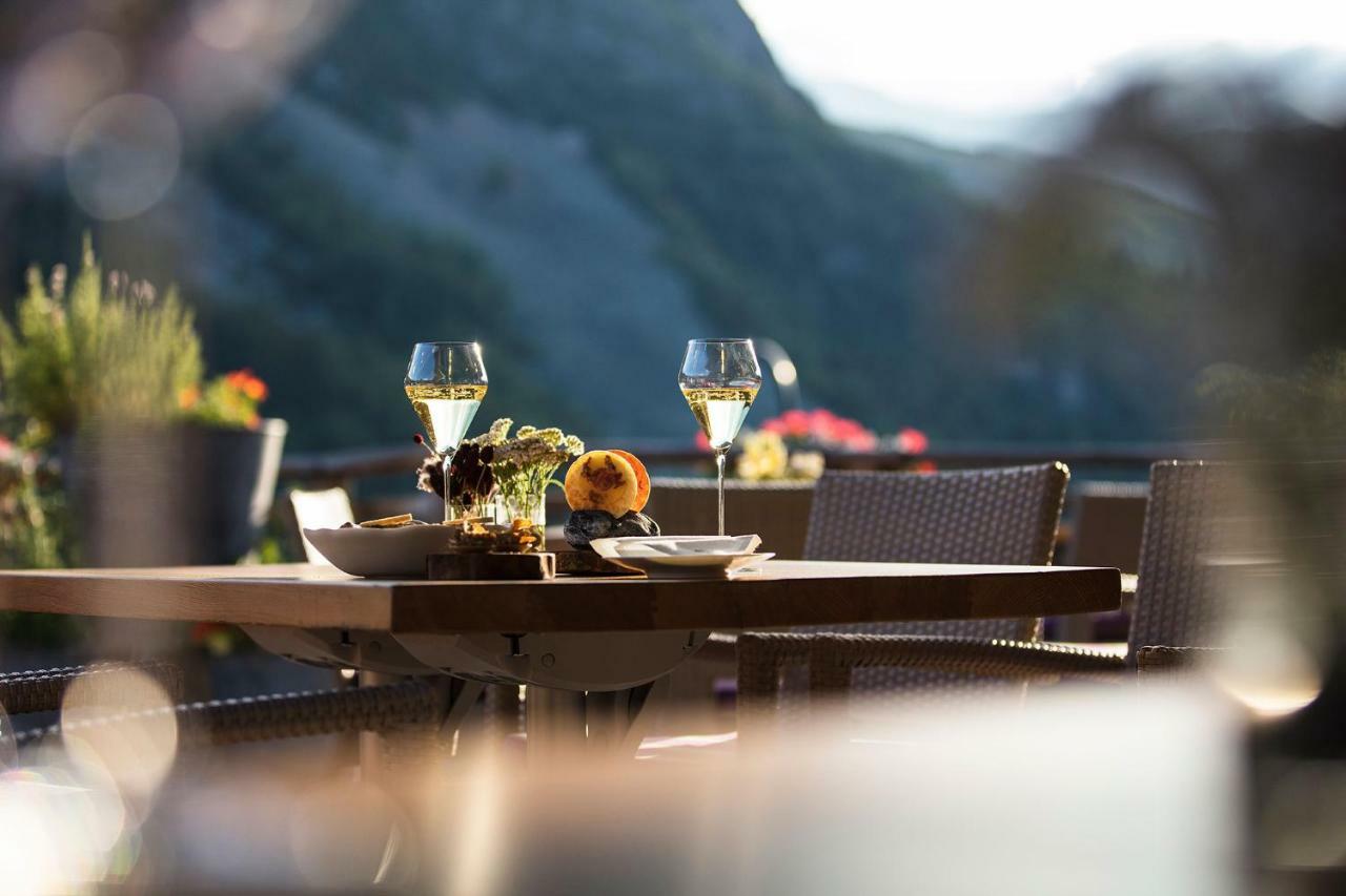 La Bouitte - Hotel Relais & Chateaux 생마르탱 드 벨빌 외부 사진